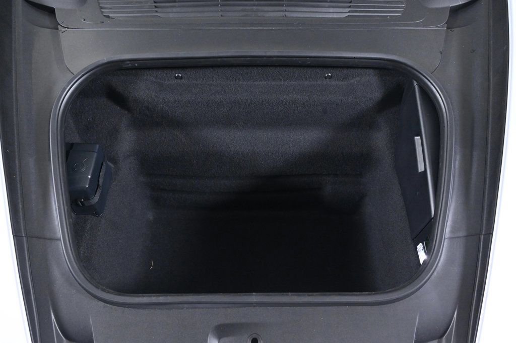 Used 2025 Porsche 911 Carrera image 27