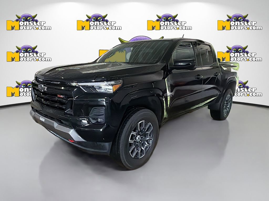 Used 2023 Chevrolet Colorado Z71 w/ Z71 Convenience Package 2