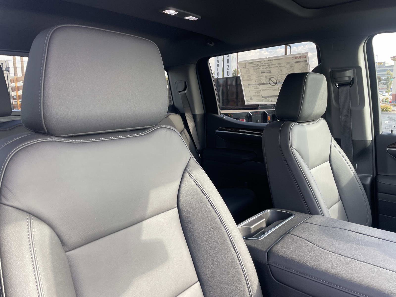 New 2026 GMC Sierra 1500 Elevation w/ Elevation Premium Package image 28