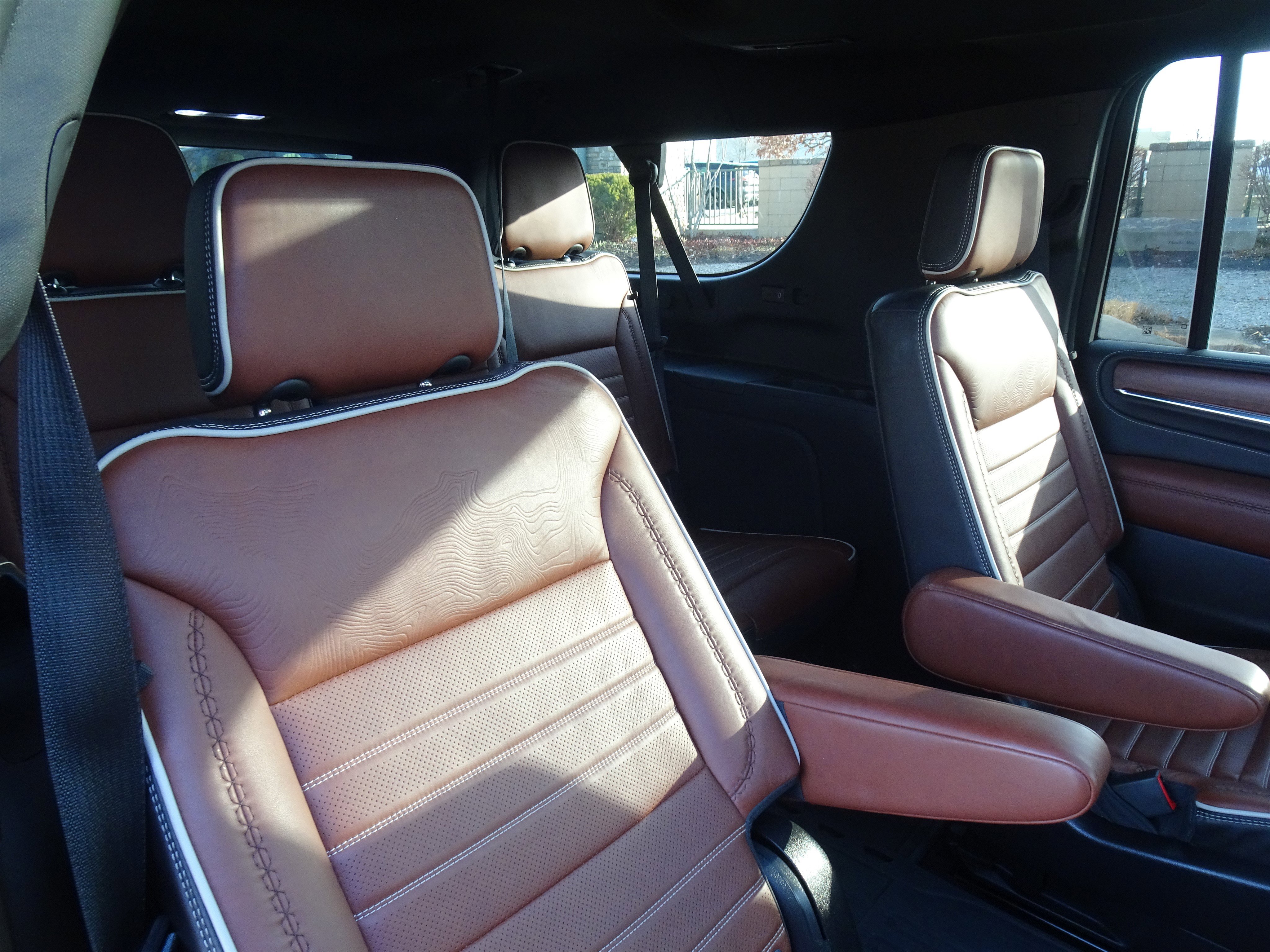 Used 2023 GMC Yukon XL Denali Ultimate image 24