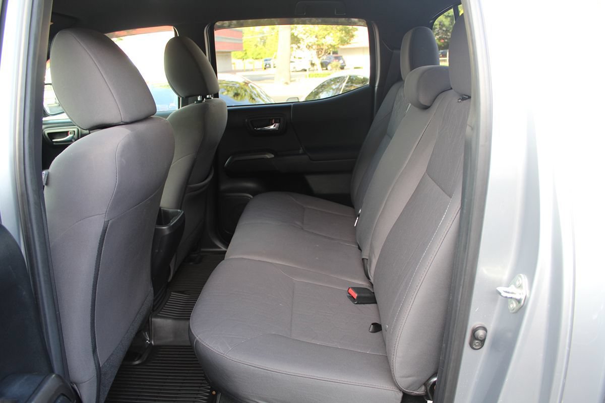 Used 2017 Toyota Tacoma TRD Sport w/ Tow Package RWD image 25