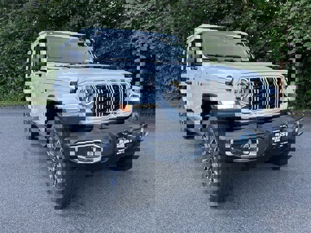 New 2025 Jeep Wrangler Unlimited Sahara image 2