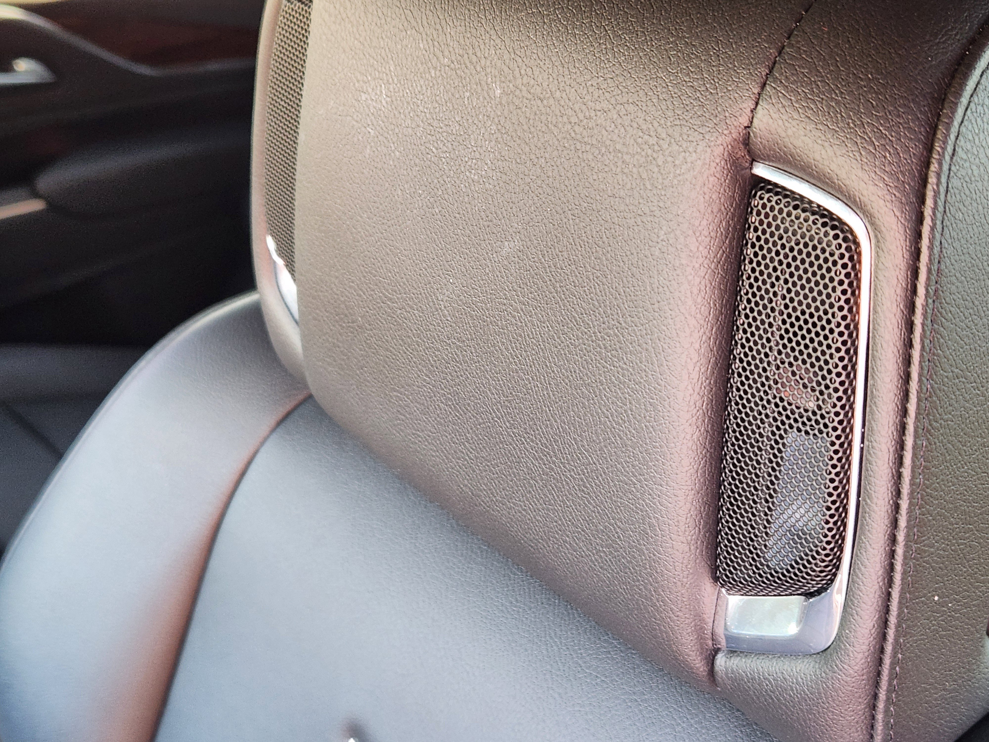 Certified 2024 Cadillac Escalade Luxury image 15