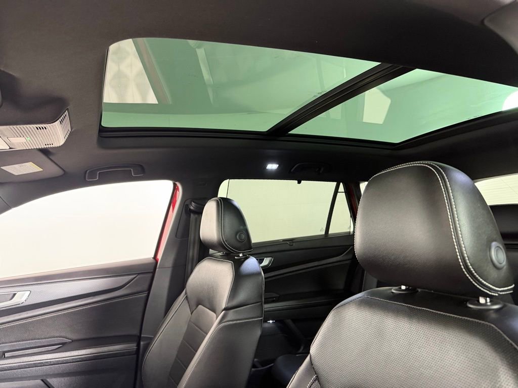 Used 2024 Volkswagen Atlas Cross Sport SEL R-Line image 25