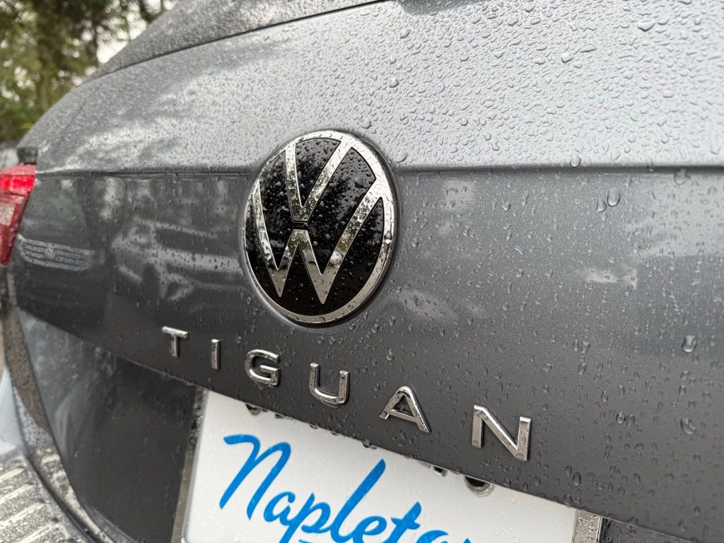 Used 2023 Volkswagen Tiguan SE image 8