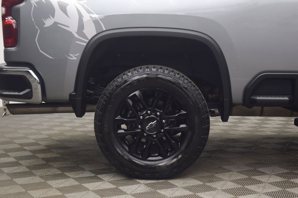 Used 2025 Chevrolet Silverado 2500 LT AWD/4WD image 31