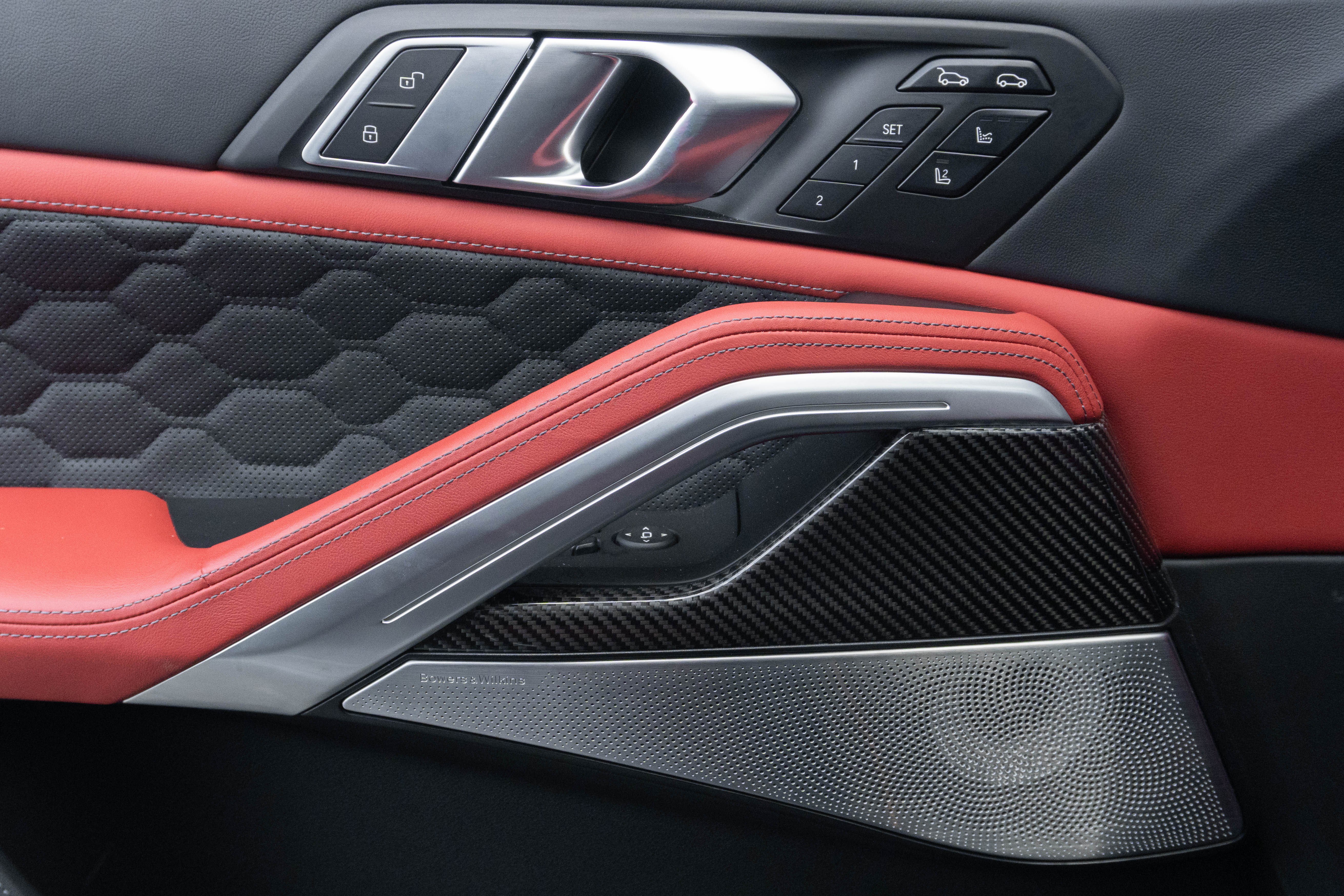 Used 2026 BMW X6 M Competition w/ Executive Package image 14