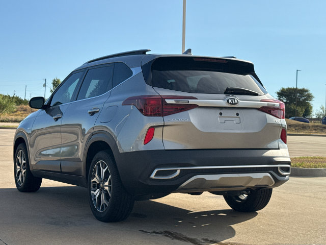 Used 2021 Kia Seltos EX AWD/4WD image 7
