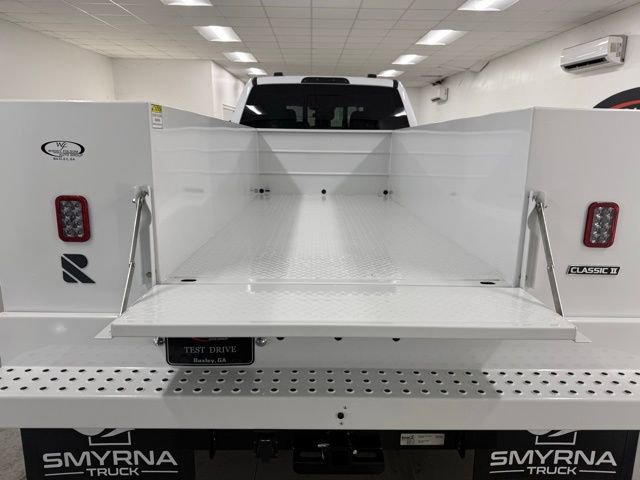 New 2026 Ford F350 XL w/ XL Chrome Package image 8