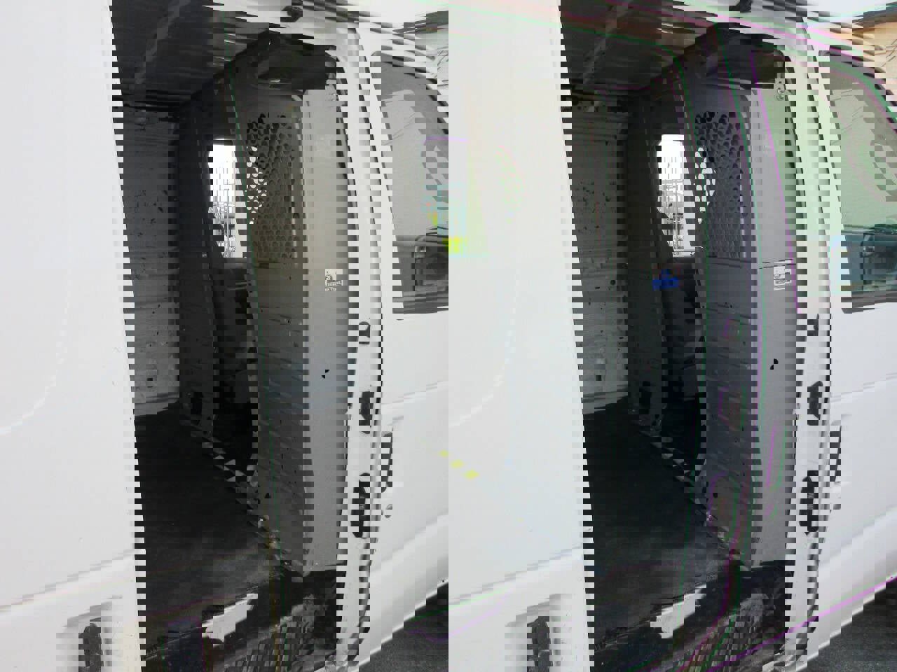 Used 2011 Ford E-150 and Econoline 150 w/ Commercial Cargo Van Pkg RWD image 18