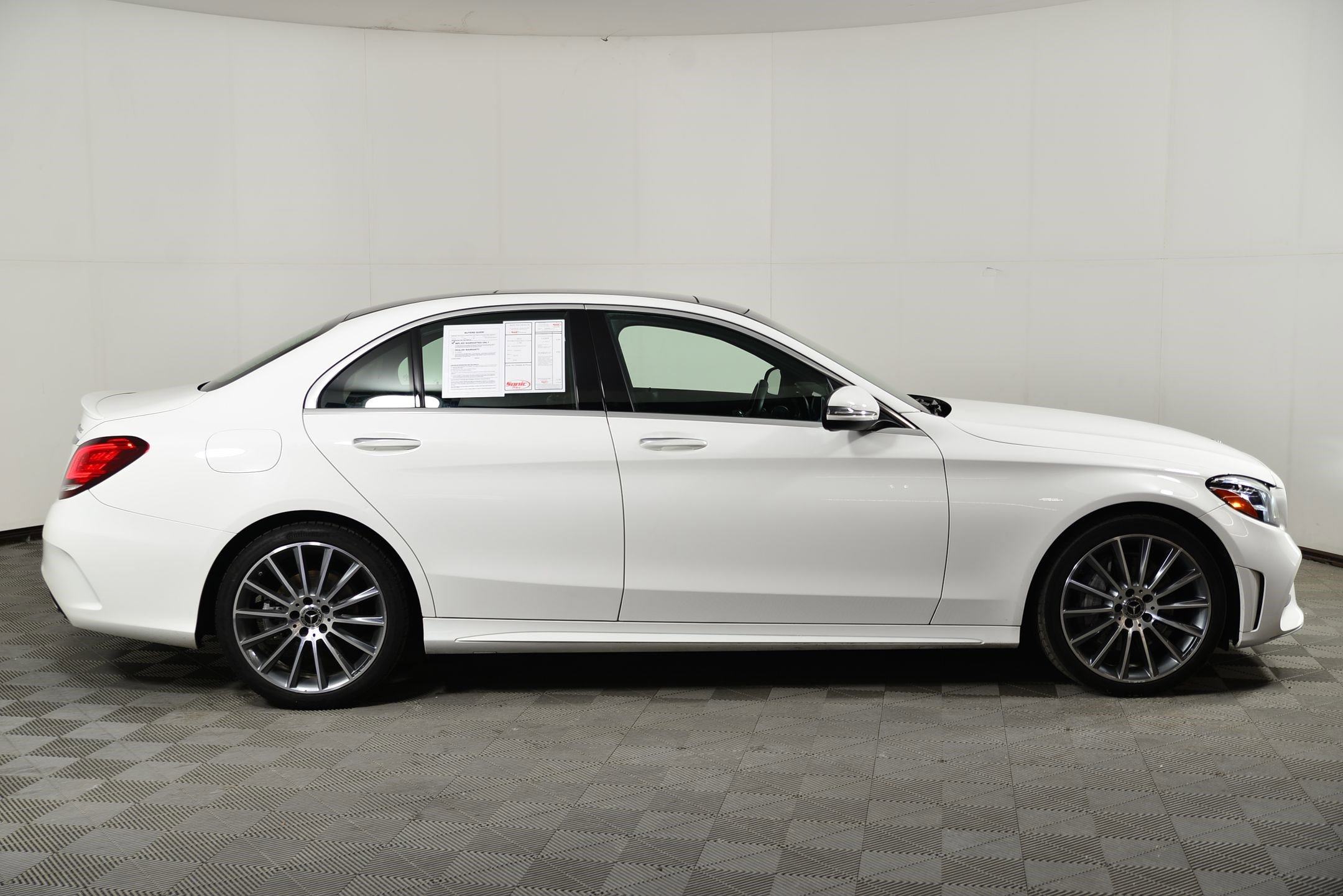 Used 2019 Mercedes-Benz C 300 4MATIC Sedan image 8