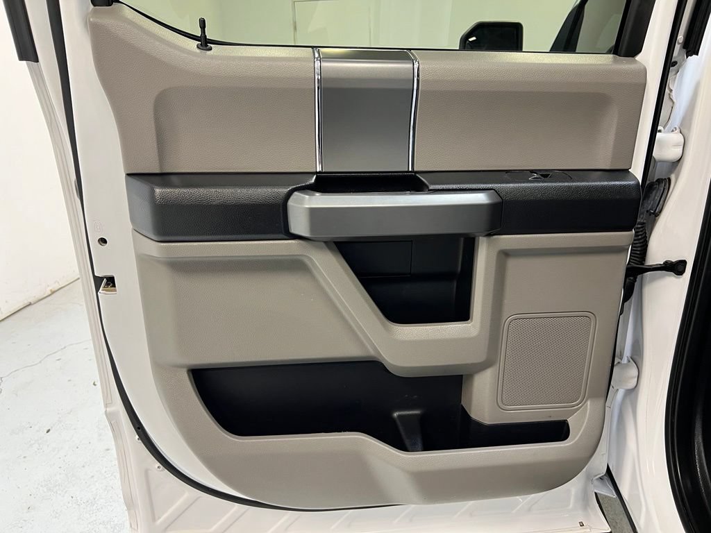 Used 2020 Ford F150 XLT w/ Equipment Group 302A Luxury AWD/4WD image 27