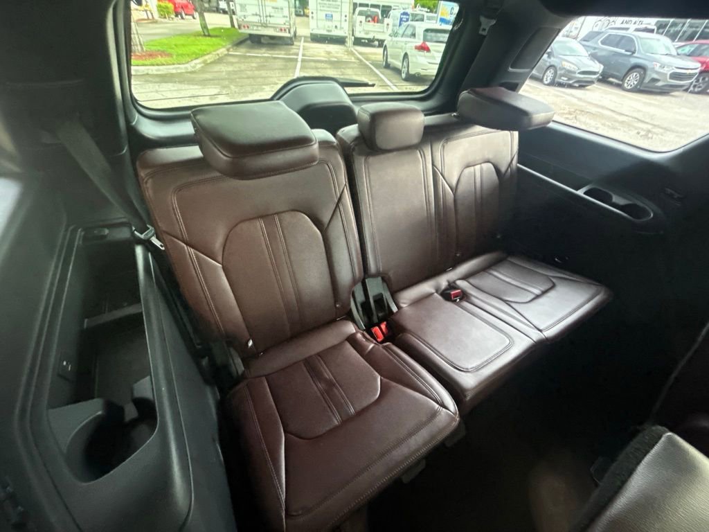 Used 2024 Ford Expedition Limited image 29