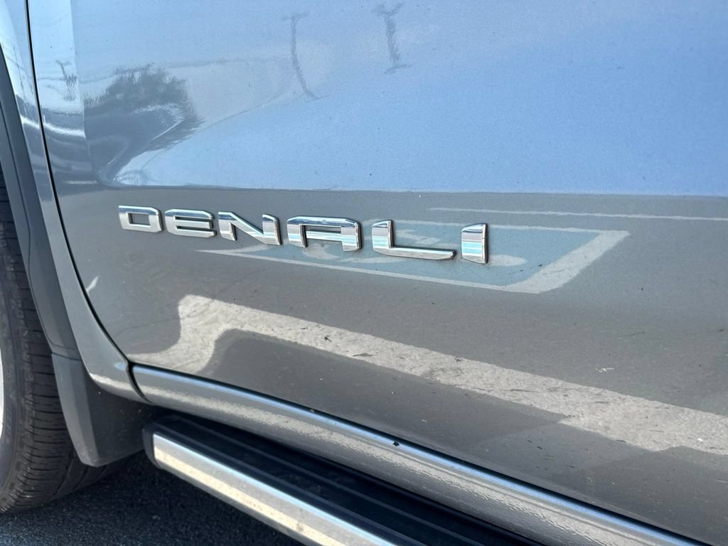 Used 2019 GMC Sierra 1500 Denali w/ Denali Ultimate Package AWD/4WD image 13