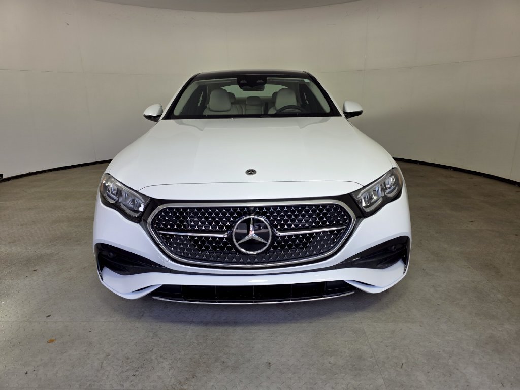 New 2027 Mercedes-Benz E 450 4MATIC Sedan image 2