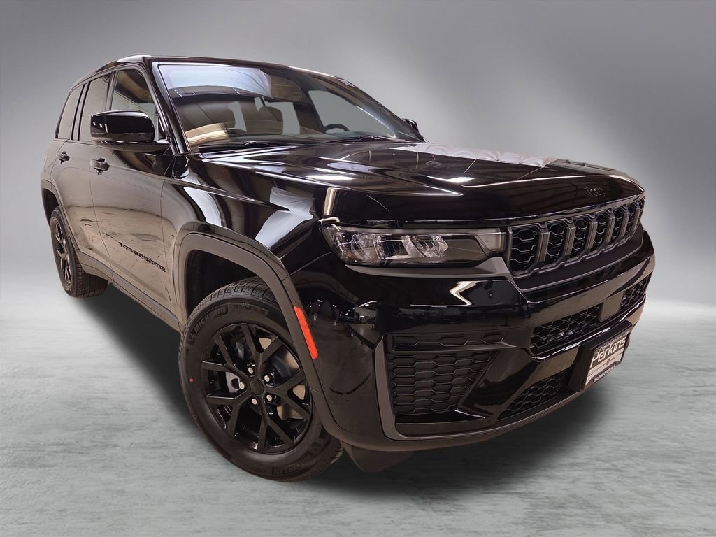New 2026 Jeep Grand Cherokee Laredo image 3