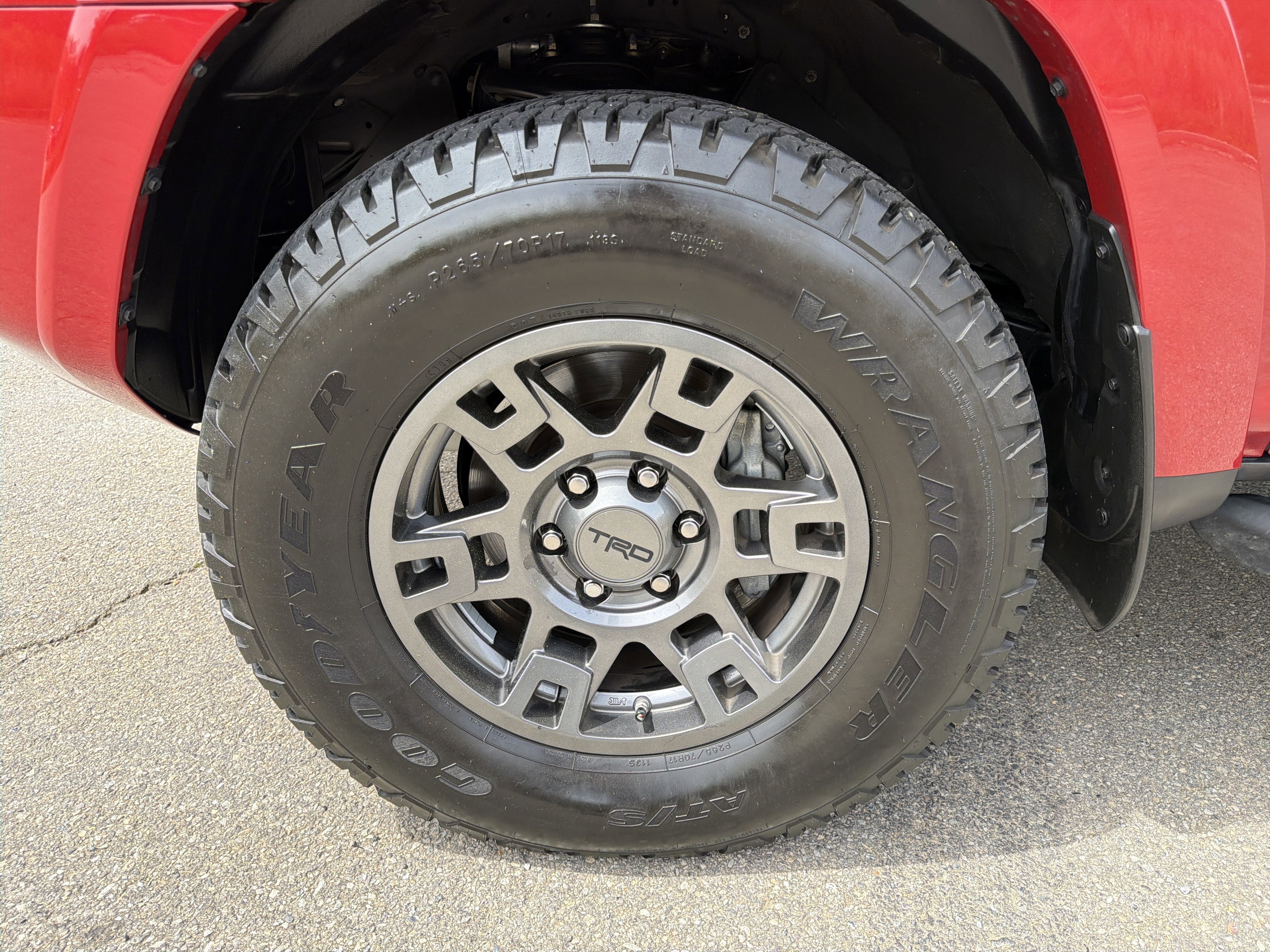 Used 2020 Toyota 4Runner Venture w/ Moonroof Package image 11