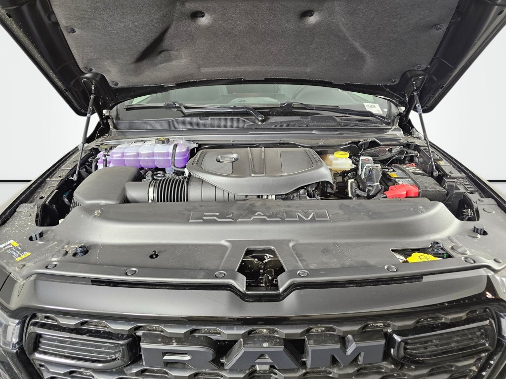 New 2026 RAM 1500 Express AWD/4WD image 13