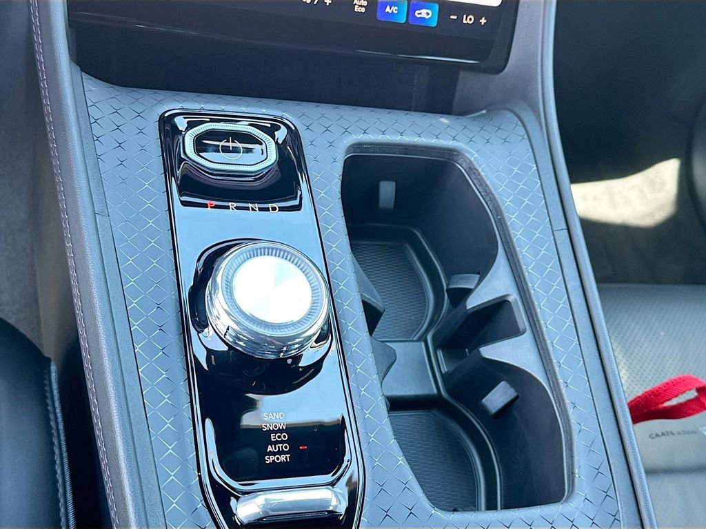 New 2025 Jeep Wagoneer S Limited AWD/4WD image 17
