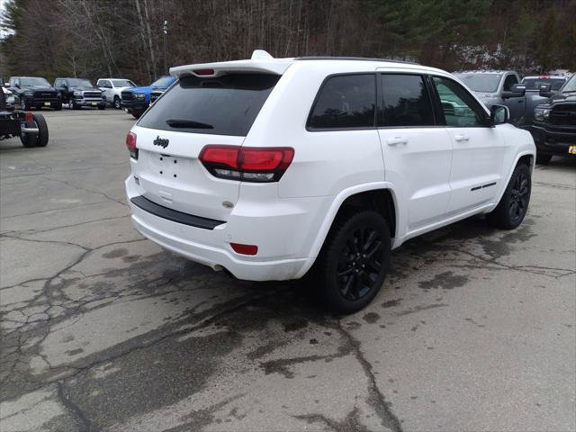 Certified 2021 Jeep Grand Cherokee Laredo X AWD/4WD image 16
