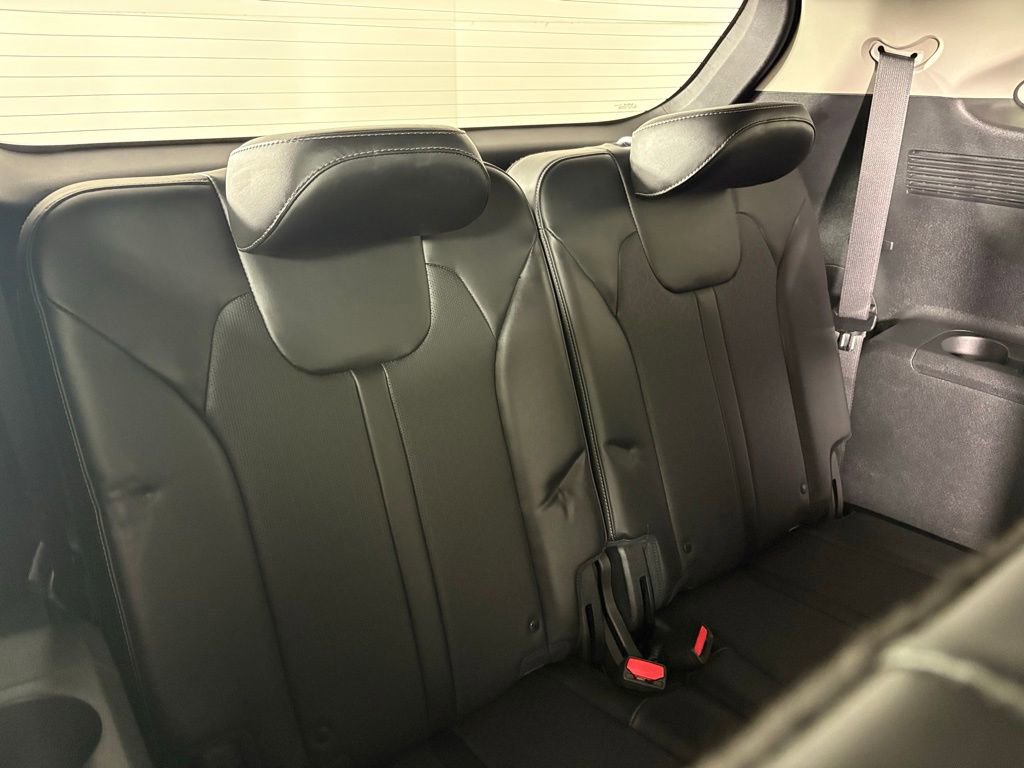 Used 2022 Kia Sorento SX image 18