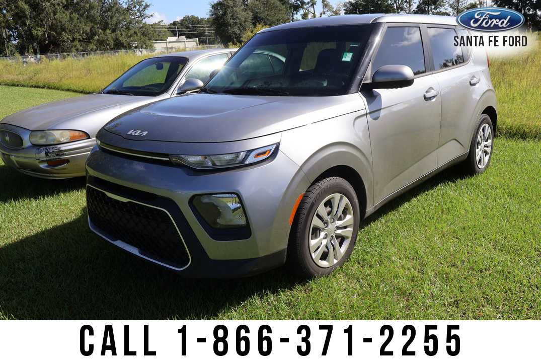 Used 2022 Kia Soul LX