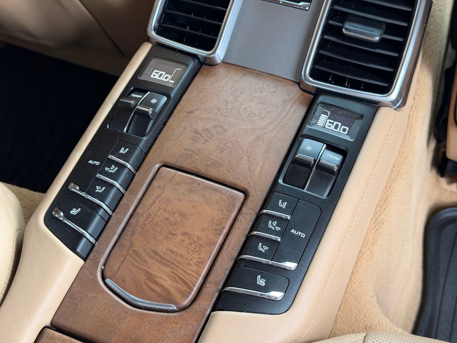 Used 2011 Porsche Panamera Turbo AWD/4WD image 30