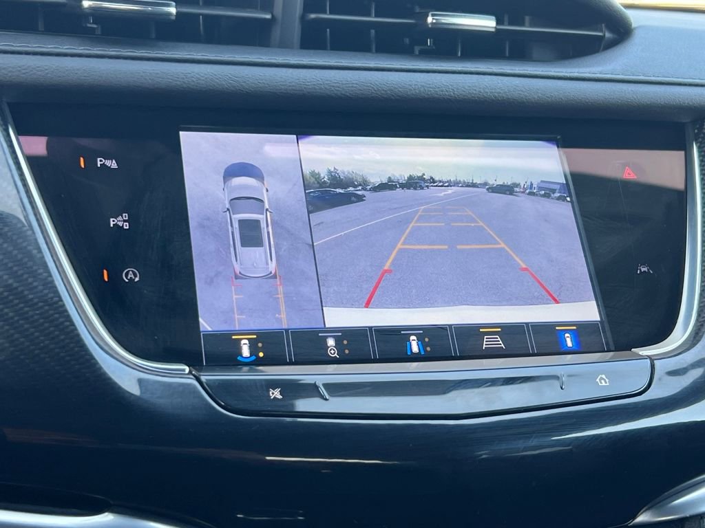 Used 2024 Cadillac XT6 Sport w/ LPO, Onyx Lite Package image 33