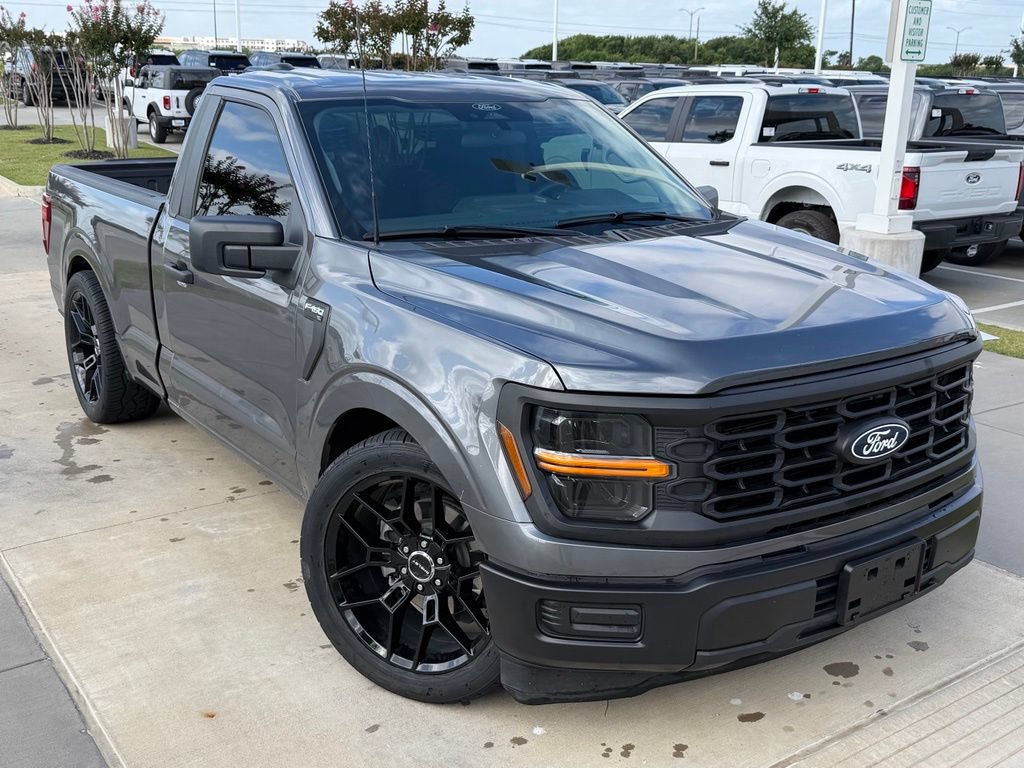 Used 2025 Ford F150 XL RWD image 4