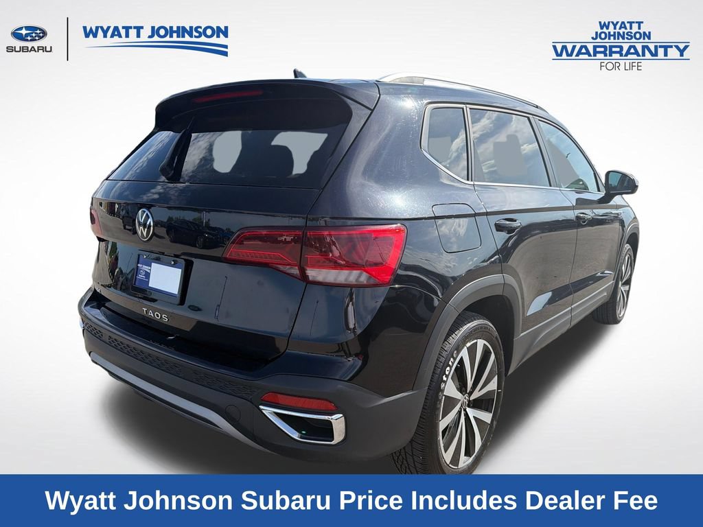 Used 2024 Volkswagen Taos SE FWD image 7