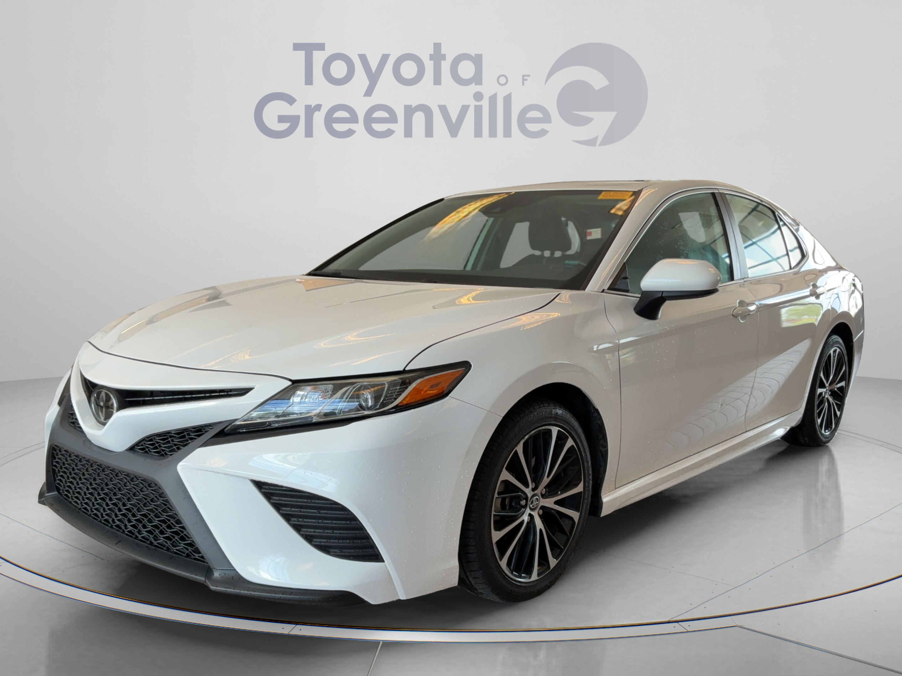 Used 2019 Toyota Camry SE