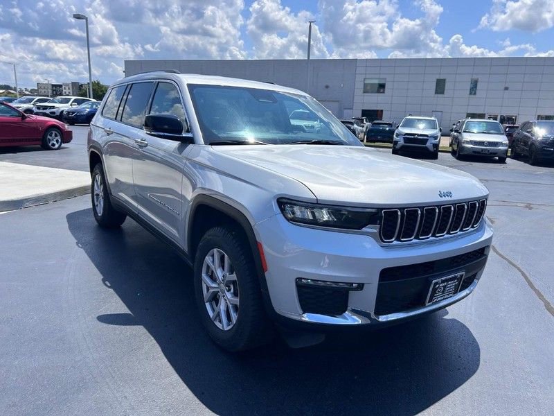 Used 2022 Jeep Grand Cherokee L Limited image 3