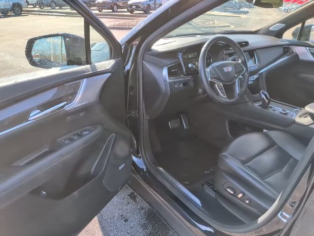 Certified 2022 Cadillac XT5 Sportv w/ LPO, Floor Liner Package image 16