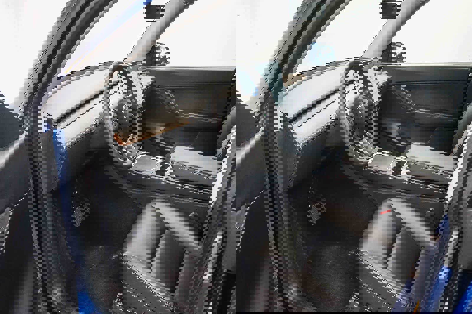 Used 2021 Tesla Model Y Long Range image 17