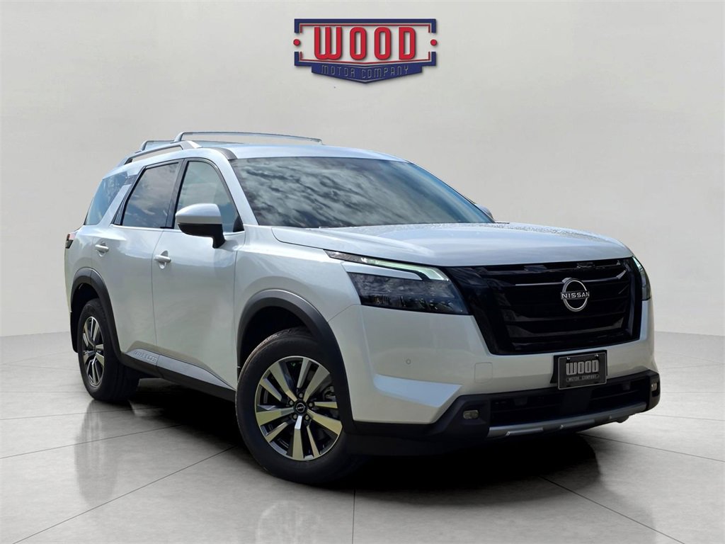 New 2025 Nissan Pathfinder SL