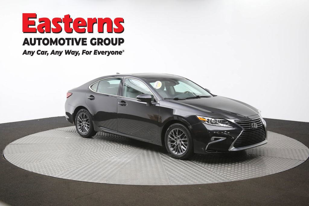 Used 2018 Lexus ES 350 w/ Luxury Package w/Wood Trim FWD image 53