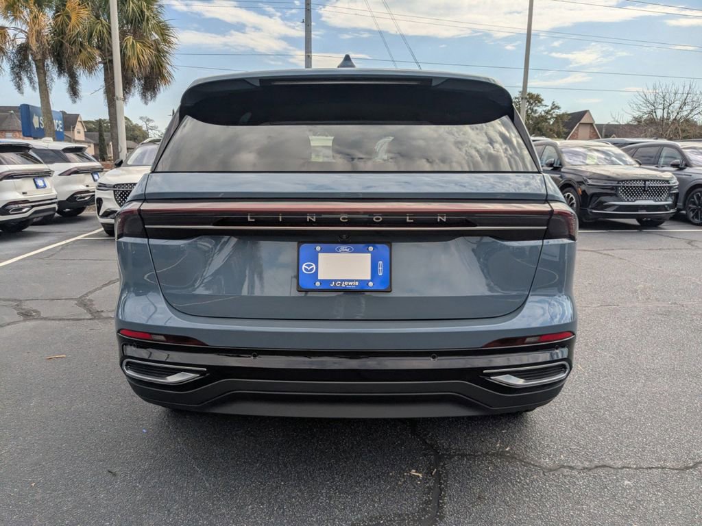 New 2026 Lincoln Nautilus Premier image 5