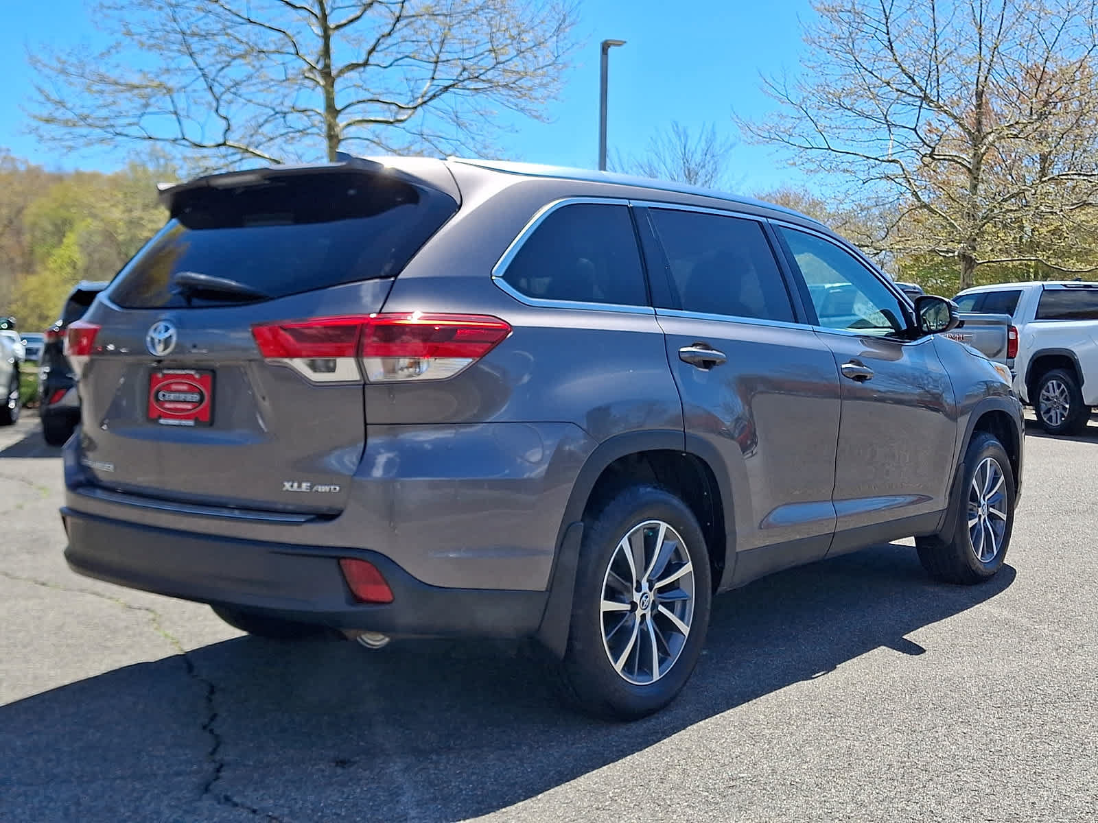 Certified 2019 Toyota Highlander XLE AWD/4WD image 5