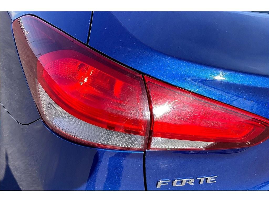 Used 2018 Kia Forte LX w/ LX Popular Package image 29