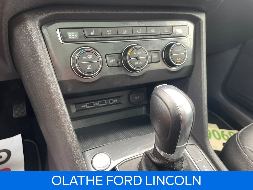 Used 2019 Volkswagen Tiguan SEL image 21