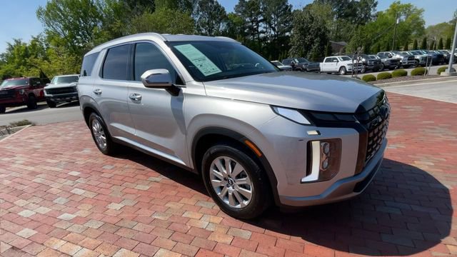 Used 2025 Hyundai Palisade SEL FWD image 3