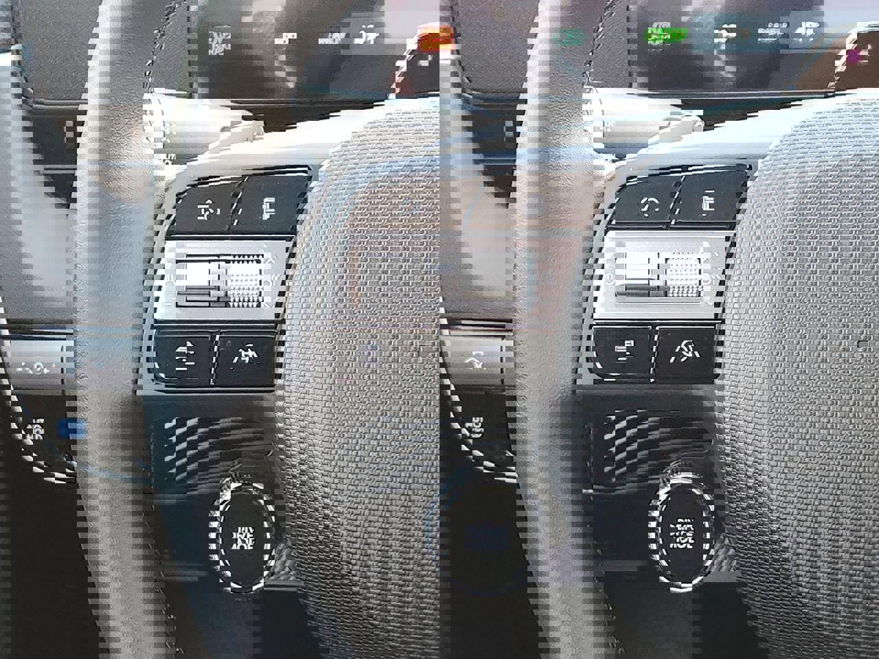 New 2026 Hyundai Ioniq 5 SEL image 26