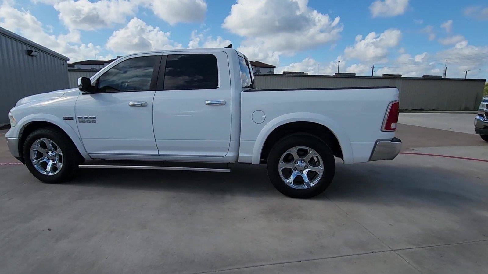 Used 2015 RAM 1500 Laramie w/ Convenience Group AWD/4WD image 6