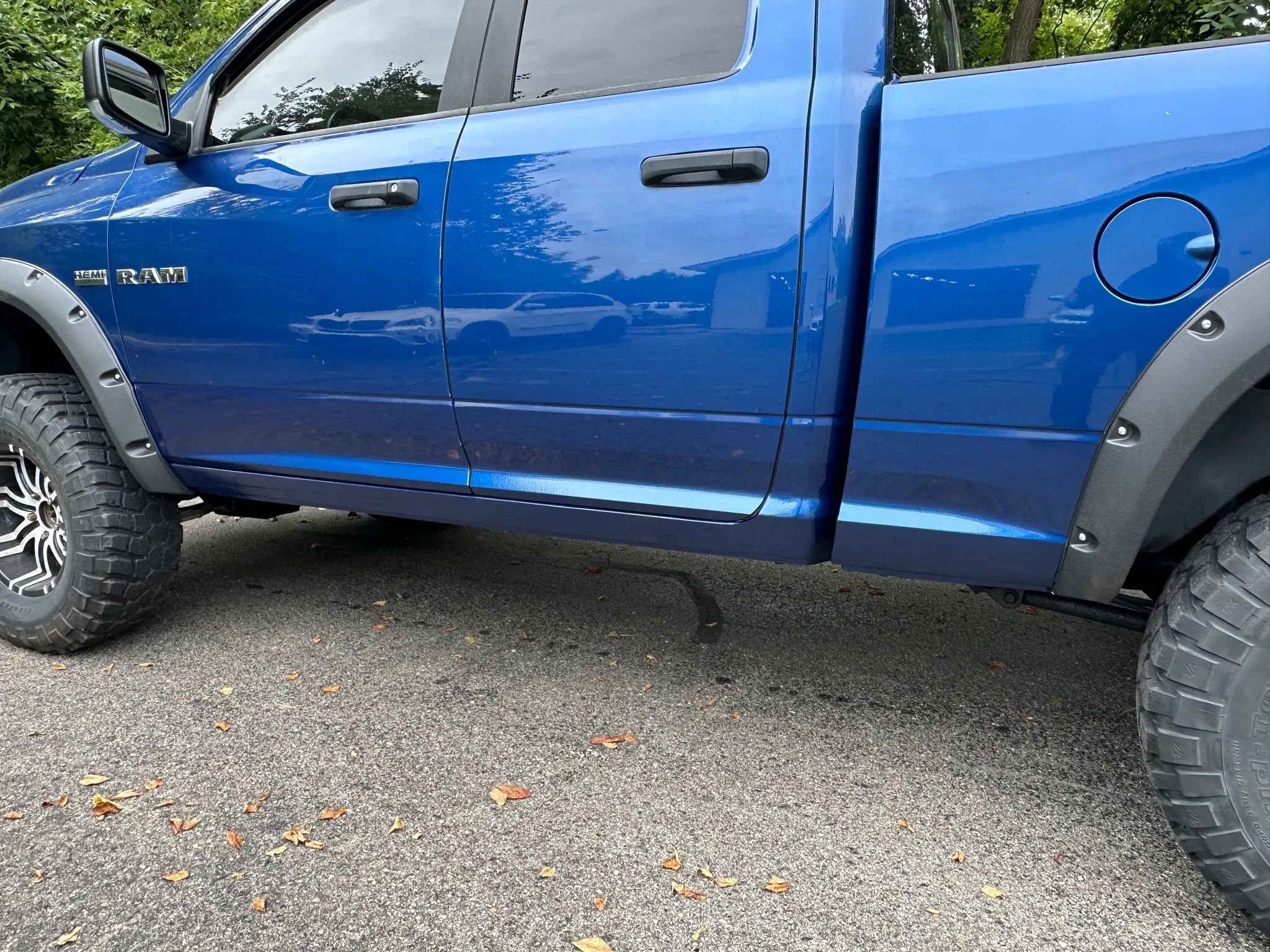 Used 2010 Dodge Ram 1500 Truck SLT w/ Luxury Group image 22