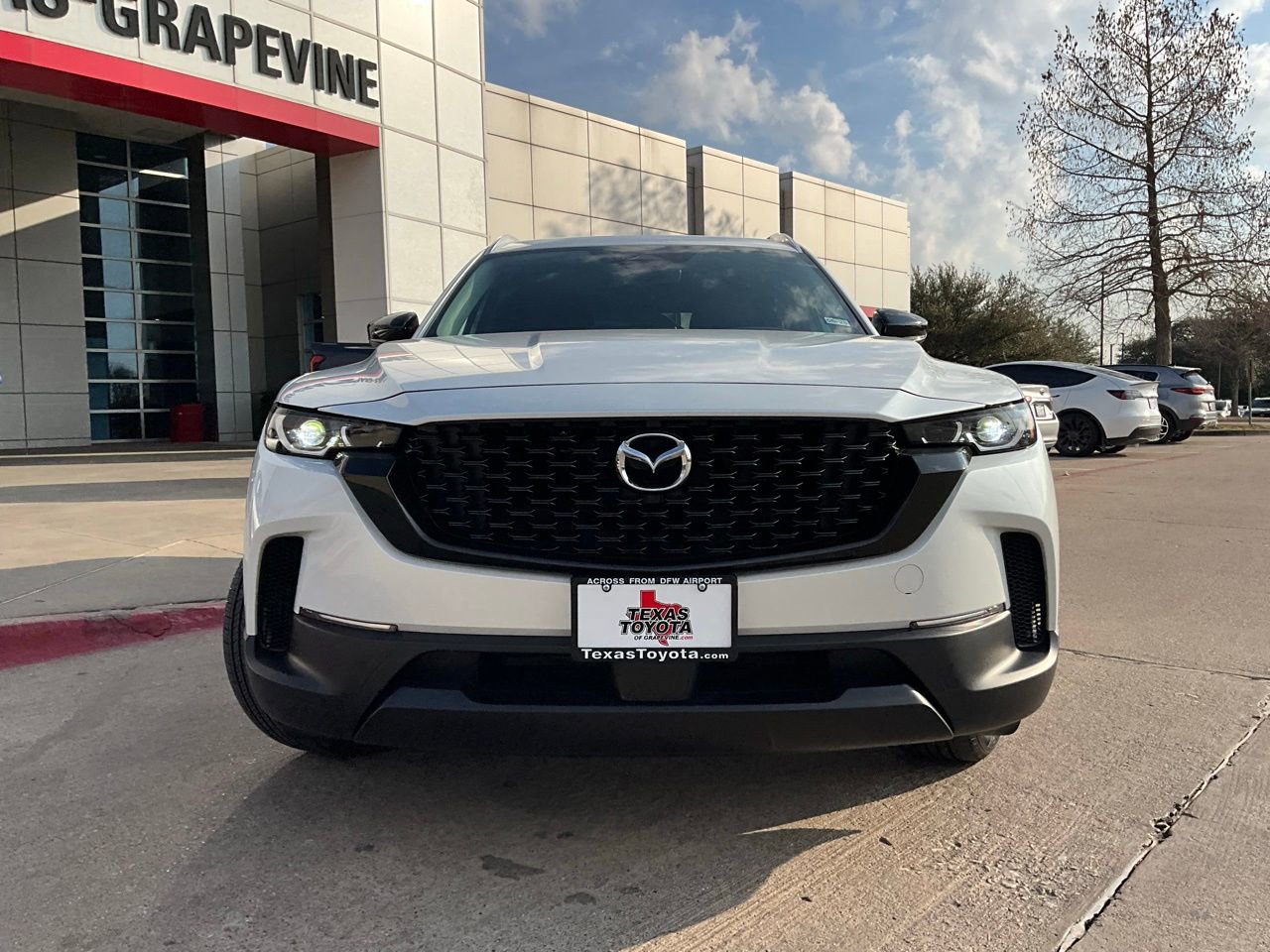 Used 2025 MAZDA CX-50 2.5 Hybrid w/ Premium Plus Pkg image 3