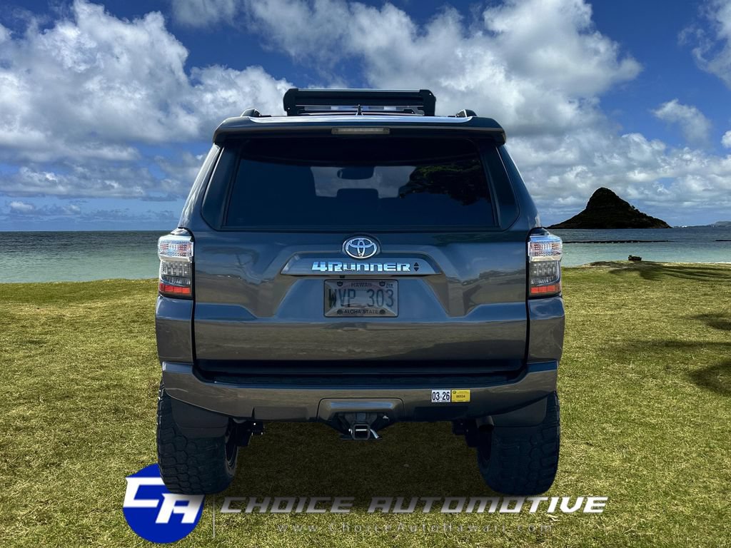 Used 2023 Toyota 4Runner SR5 AWD/4WD image 6