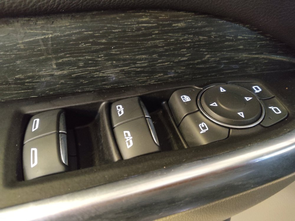 Used 2020 Cadillac XT4 Premium Luxury w/ Driver Awareness Package AWD/4WD image 27