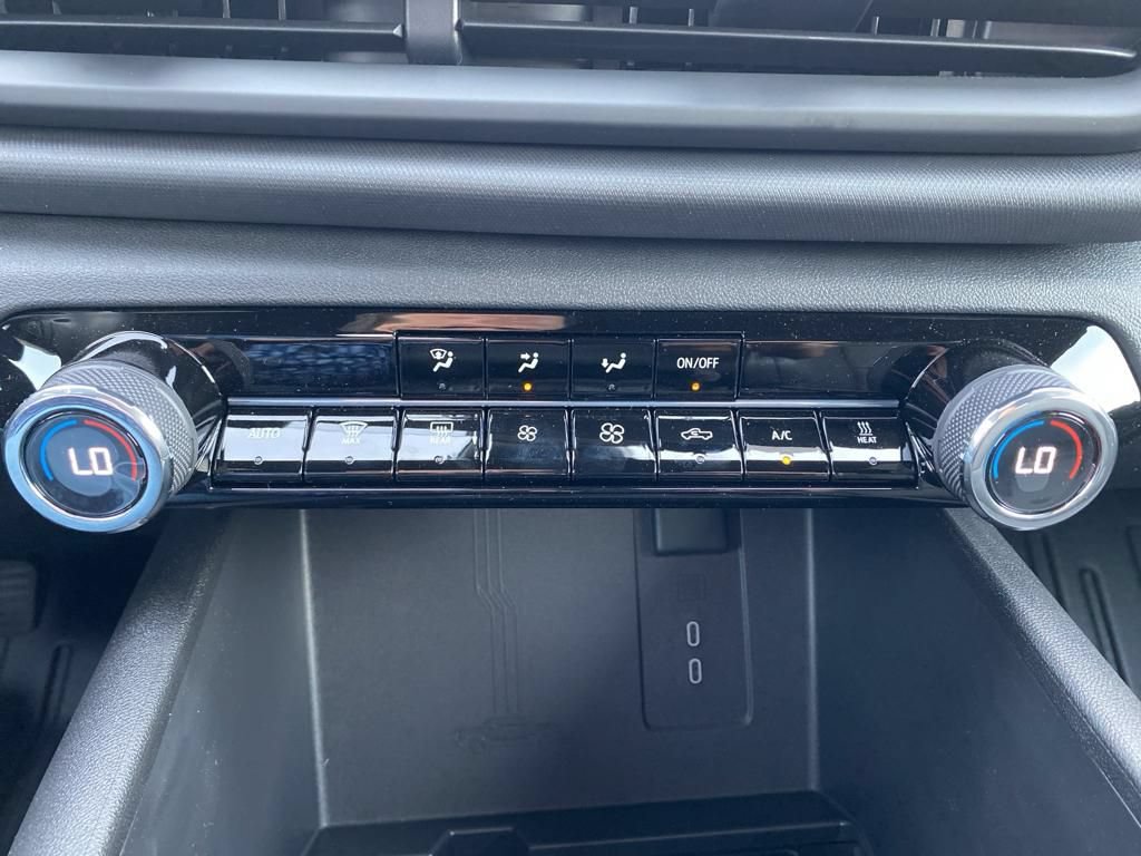 New 2024 Chevrolet Silverado EV W/T AWD/4WD image 33