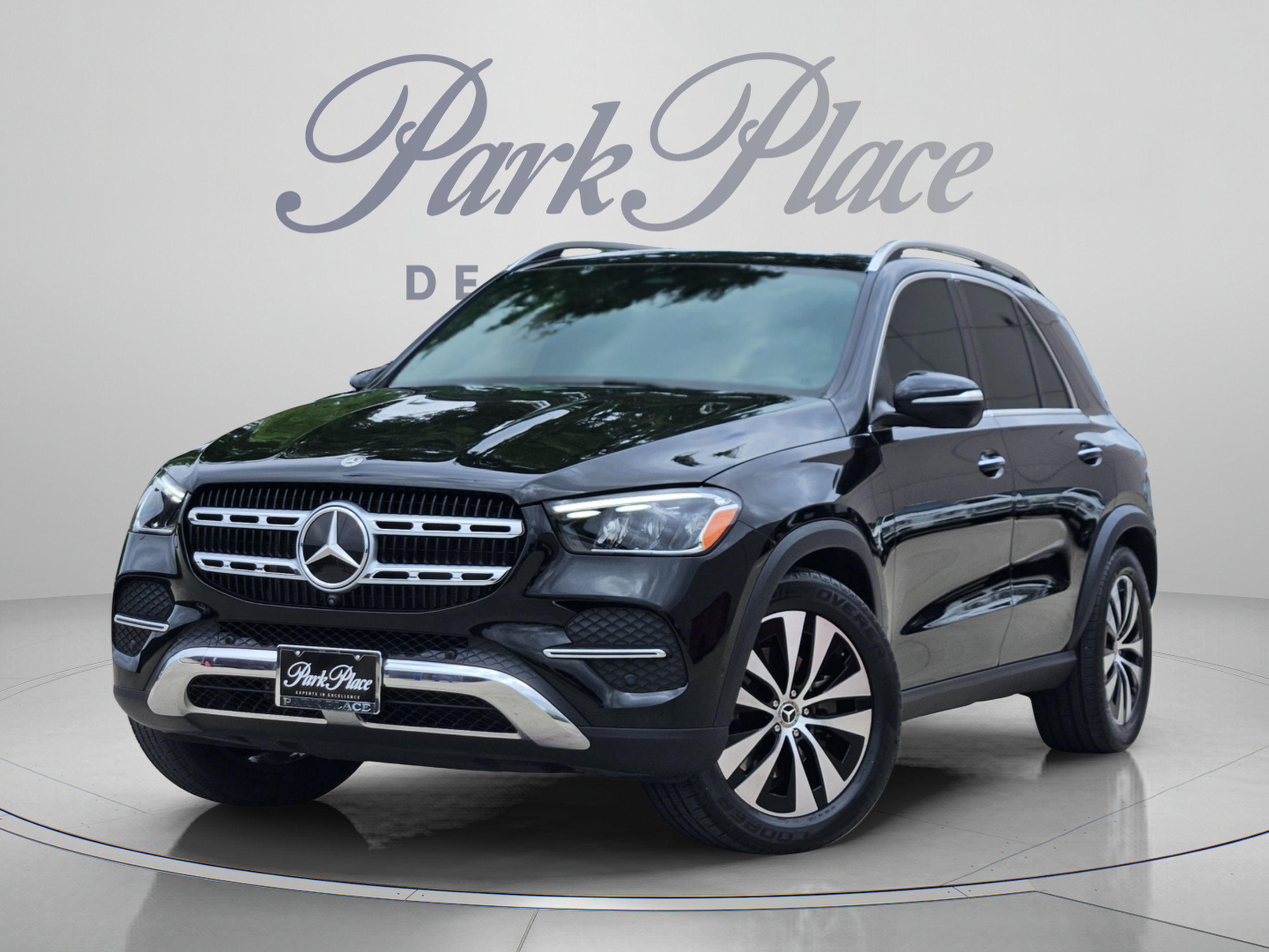 Used 2025 Mercedes-Benz GLE 350 4MATIC image 1