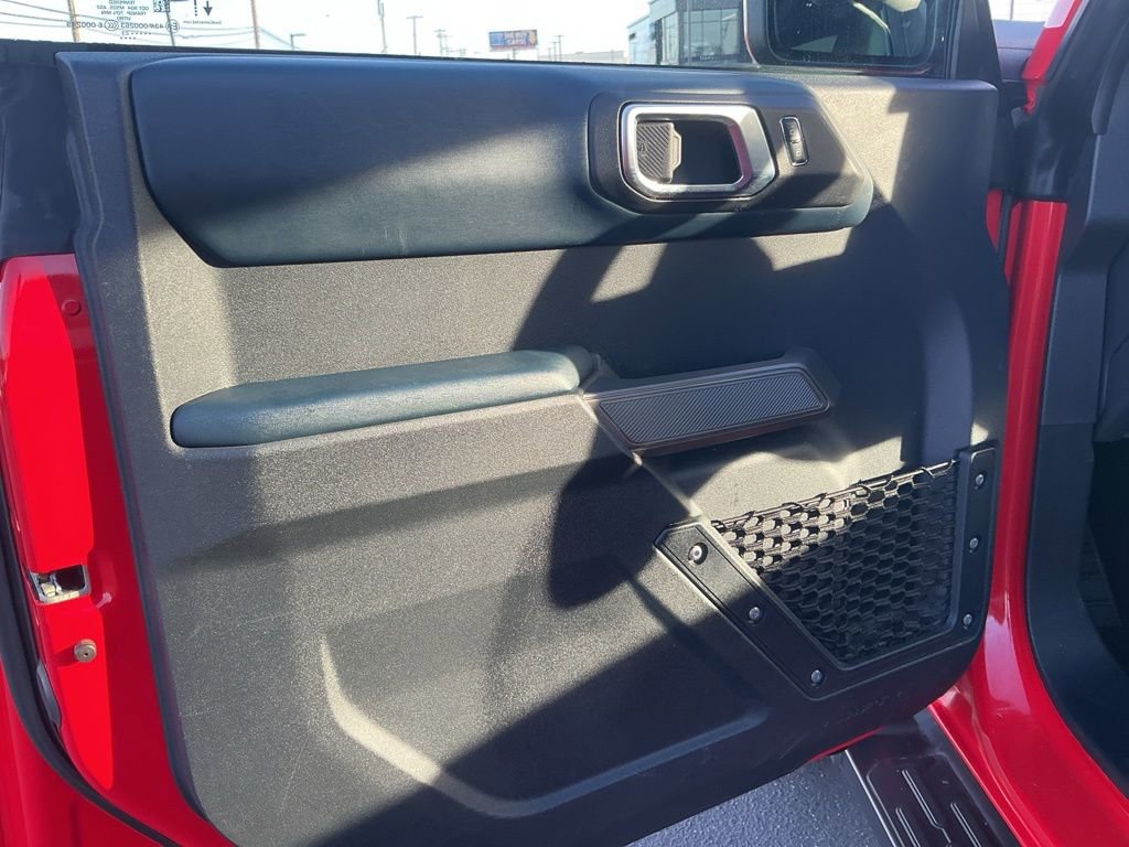 Used 2023 Ford Bronco Outer Banks image 9